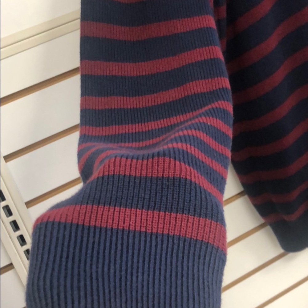 NWT TOMMY HILFIGER SWEATER - Picture 5 of 8